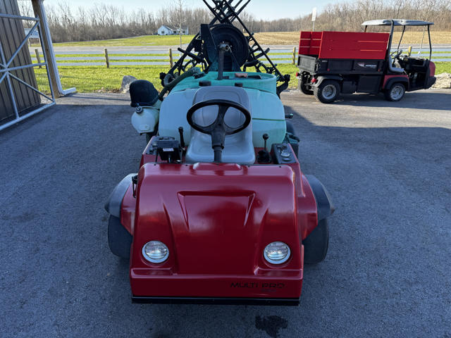 Toro-MultiPro-1250-Sprayer-3-640×480-1