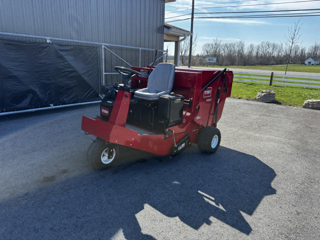 Toro-Turf-Sweeper-4800-2-640×480-1
