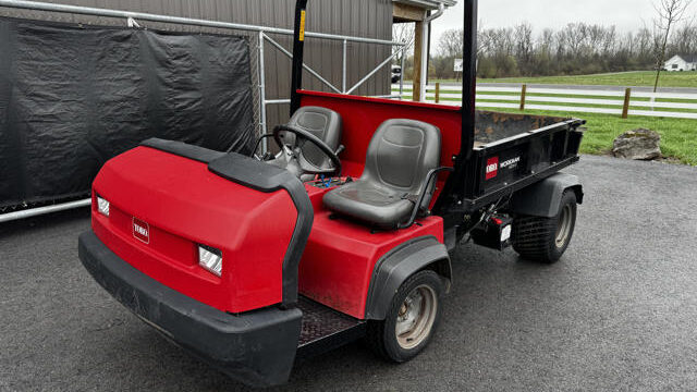 Toro-Workman-HDX-Diesel-2WD-Utility-Vehicle-4-640×480-1