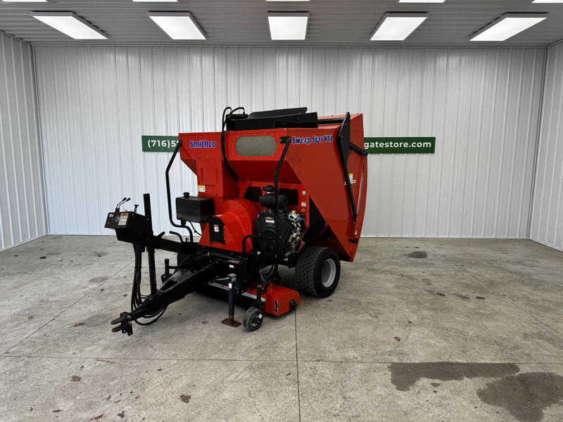 Smithco-SweepStar-V62-Pull-Behind-Sweeper-Vac-6-800×600-1