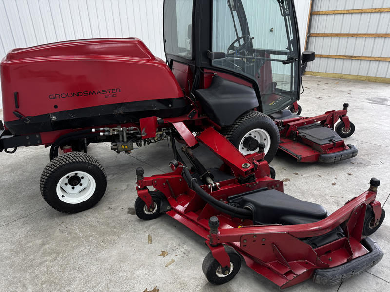 Toro-Groundsmaster-5910-Diesel-4WD-Climate-Controlled-Cab-Wide-Area-Mower-7-800×600-1