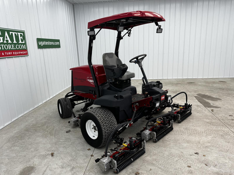 Toro-Reelmaster-5010H-Diesel-4WD-Hybrid-Electric-Reels-Fairwary-Mower-3-800×600-1