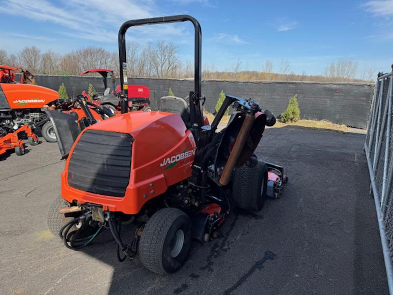 Jacobsen-AR722-Diesel-4WD-Contour-Rotary-Mower-2-800×600-1