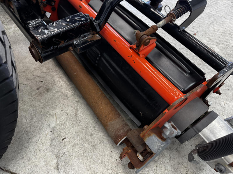 Jacobsen-LF-550-Diesel-4WD-Fairway-Mower-2-800×600-1