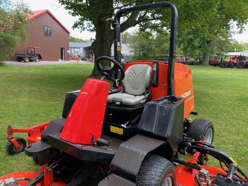 Jacobsen-R311-T-Diesel-4WD-Wide-Area-Mower-6-800×600-1