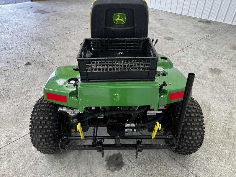 John-Deere-1200H-Gas-3WD-Bunker-and-Field-Rake-7-800×600-1