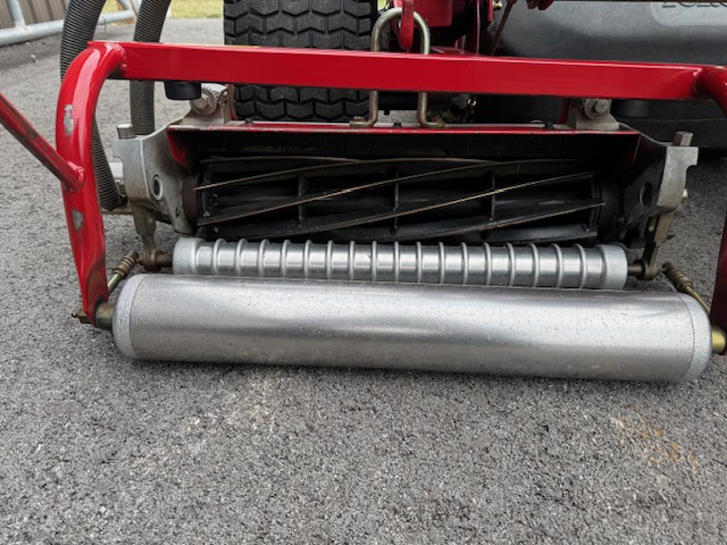 Toro-Greensmaster-3150-Gas-2WD-Greensmower-5-1024×768-1