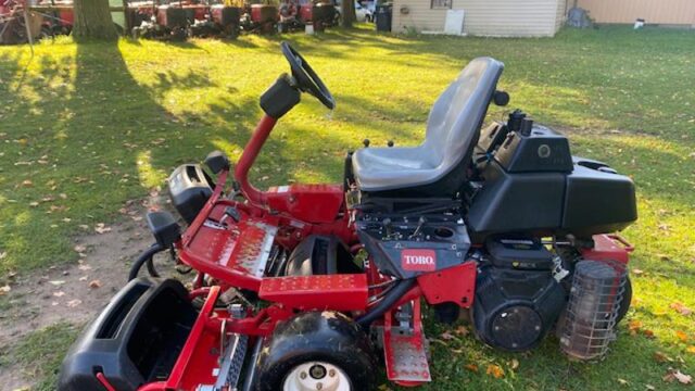 Toro-Greensmaster-3150-Q-2WD-Greens-Mower-6-800×600-1