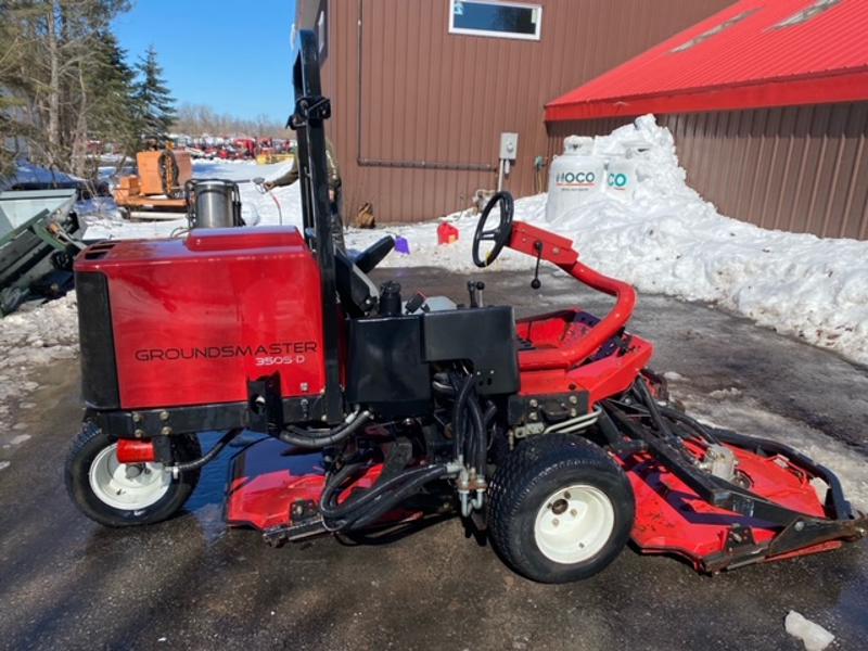 Toro-Groundsmaster-3505-Diesel-2WD-Contouring-Rotary-Mower-8-800×600-1