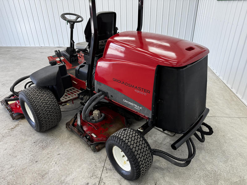 Toro-Groundsmaster-4300-Diesel-4WD-Contouring-Rotary-Mower-5-800×600-1
