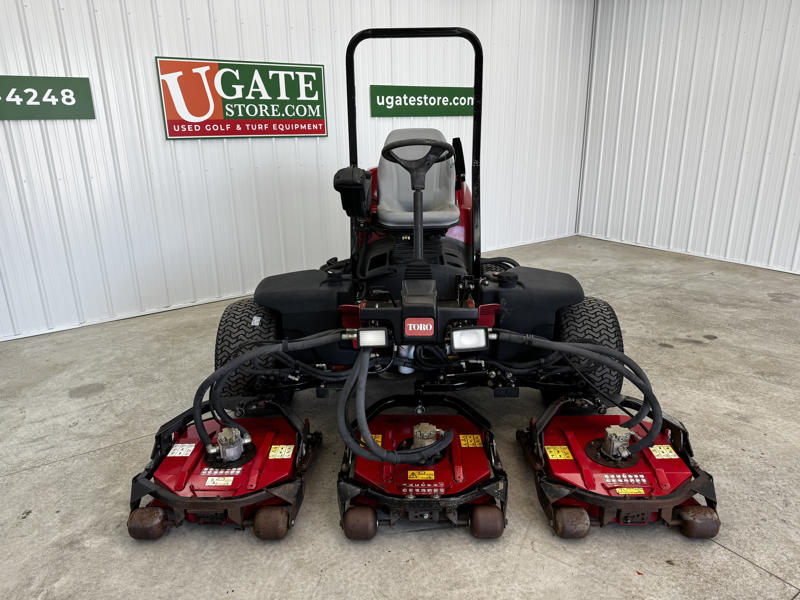 Toro-Groundsmaster-4300-Diesel-4WD-Contouring-Rotary-Mower-8-800×600-1