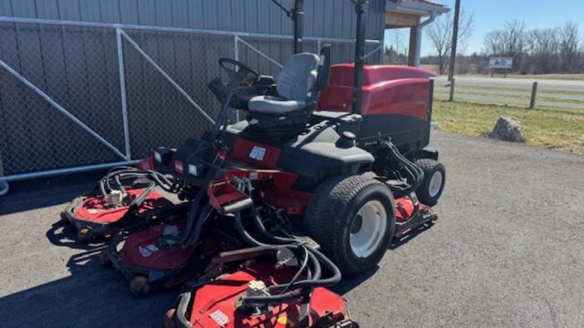 Toro-Groundsmaster-4500-Diesel-4WD-Contouring-Mower-2-1024×768-1