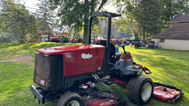 Toro-Groundsmaster-4500-Diesel-4WD-Contouring-Mower-4-800×600-1