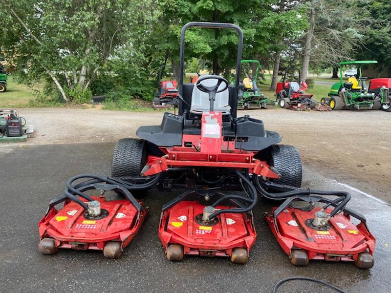 Toro-Groundsmaster-4500-Diesel-4WD-Contouring-Mower-5-800×600-1-1
