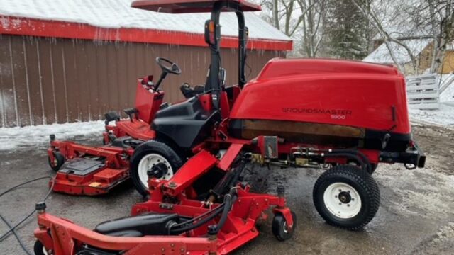 Toro-Groundsmaster-5900-Diesel-4WD-Wide-Area-Mower-1-800×600-1
