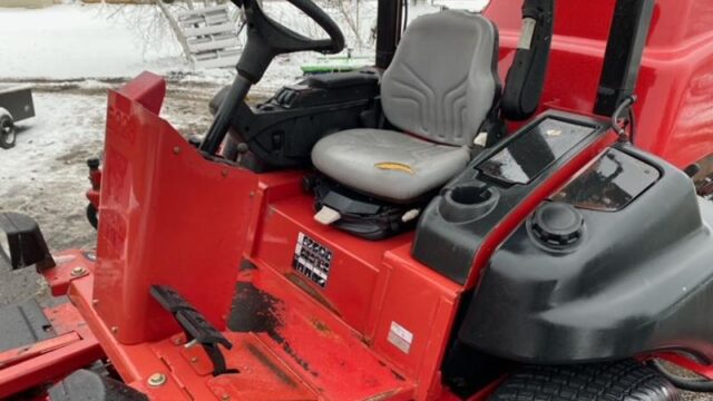 Toro-Groundsmaster-5900-Diesel-4WD-Wide-Area-Mower-7-800×600-1
