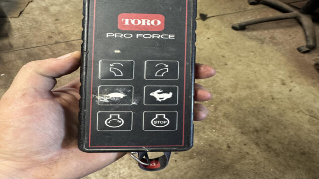 Toro-Pro-Force-Pull-Behind-Blower-1-1024×768-1