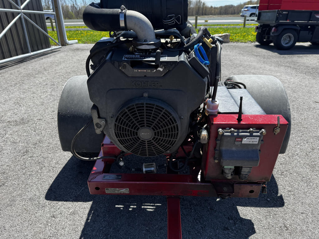 Toro-Pro-Force-Pull-Behind-Blower-5-1024×768-1