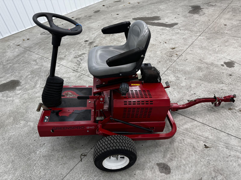 Toro-Greens-Roller-1240-Turf-and-Greens-Roller-4-800×600-1