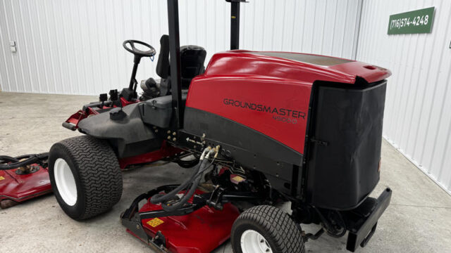 Toro-Groundsmaster-4500-Diesel-4WD-Contouring-Mower-6-800×600-1-1