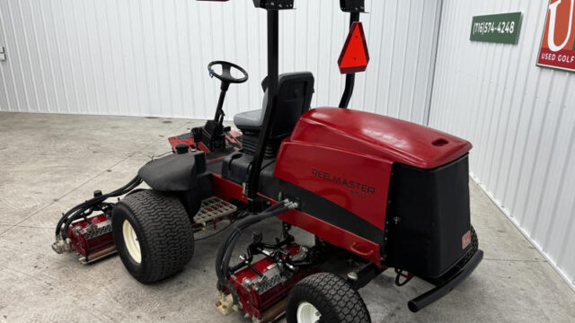 Toro-Reelmaster-5510-Diesel-2WD-Fairway-Mower-6-800×600-1