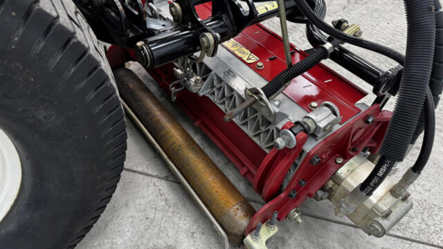 Toro-Reelmaster-5510-Diesel-2WD-Fairway-Mower-8-800×600-1