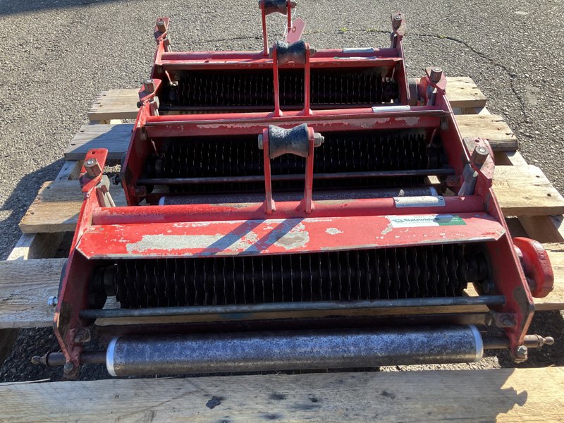 2001_Toro_Used_Verticut_Reels_04493_Statewide_Turf_Equipment_500T-135(2).jpg.9d8cf3be2b08be265f8991d91bd1692f.jpg