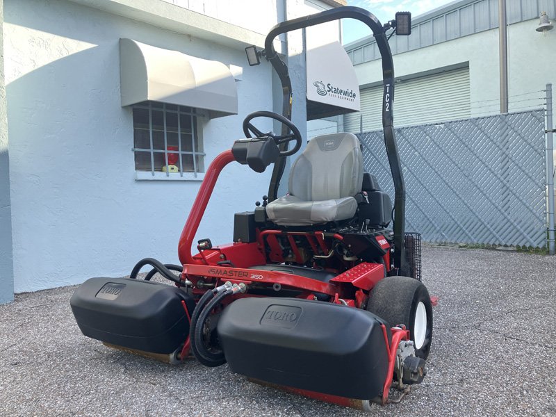 2020_Toro_Greensmaster_3150_Used_Riding_Greens_Mower_Statewide_Turf_Equipment_250T-216(2).jpg.7db12292239d2a838a3b7b680ff2845d.jpg