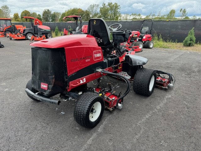 IMG_6245usedToro5210ReelmasterFairwaymowerforsale.jpg.b2376dd5baa72dc76fbac04a7d7eadfb.jpg