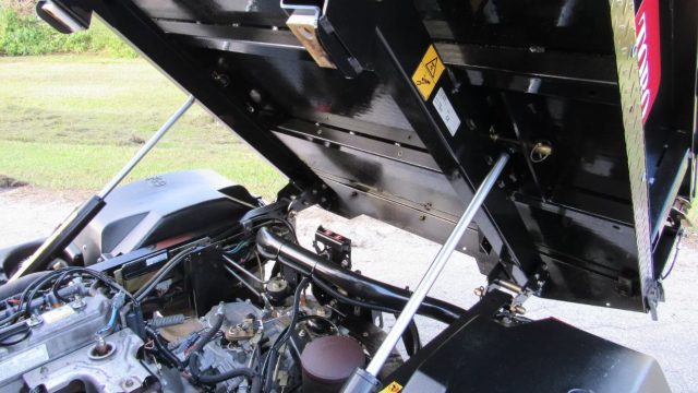 IMG_9550.jpeg.ac83303d3b094bd95bd55d10097ab386.jpeg