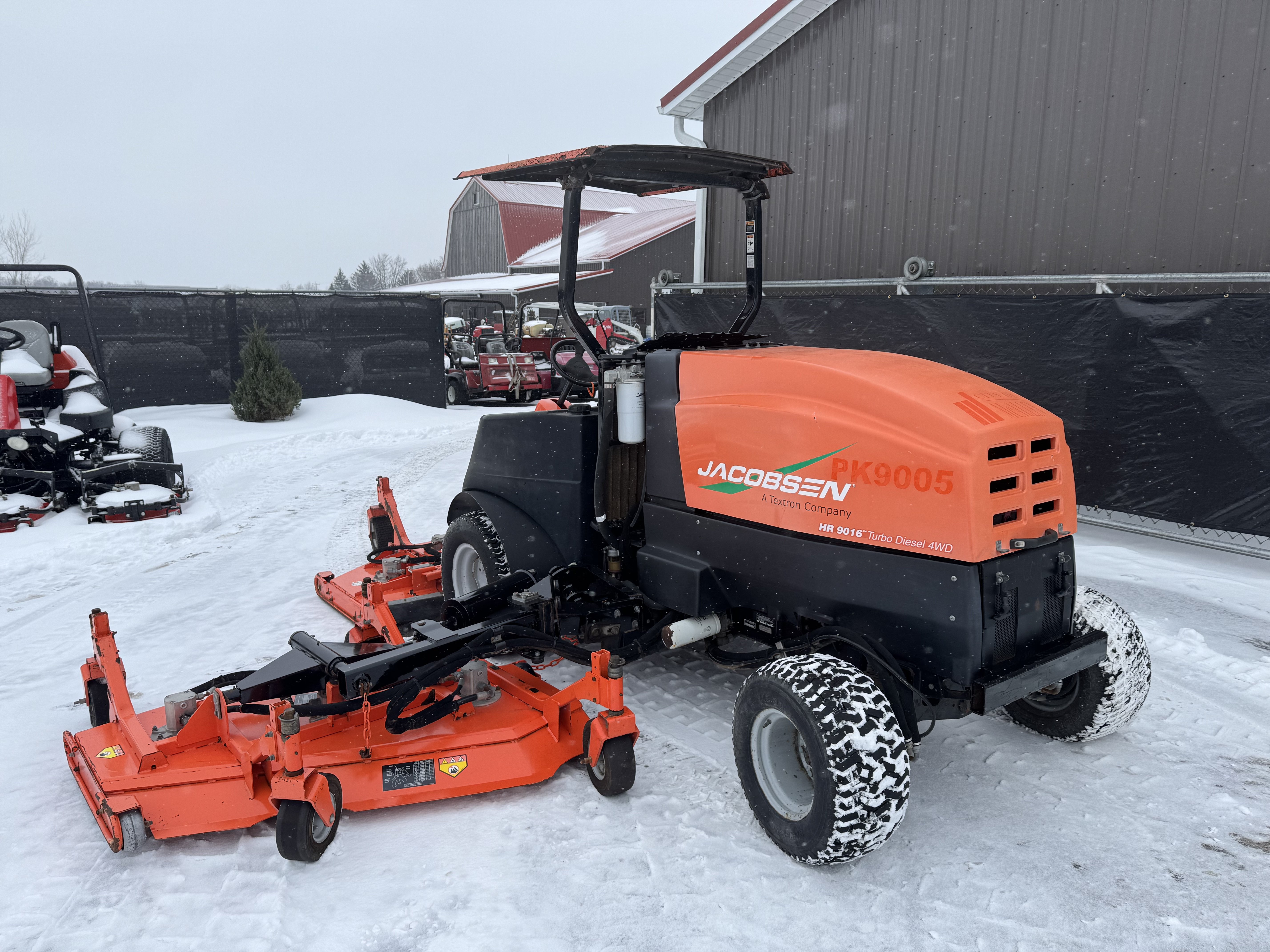 Jacobsen-9016-mower-6.jpeg.a10d9d3dc36b4cd04d2d86ebee1dc8a4.jpeg