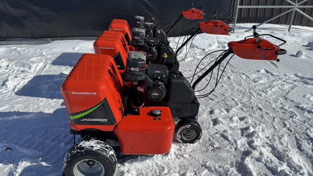 Jacobsen-Greensaire-24-aerator-6.jpeg.76fad1879a9c05bd8cec0dbe8dc82e32.jpeg