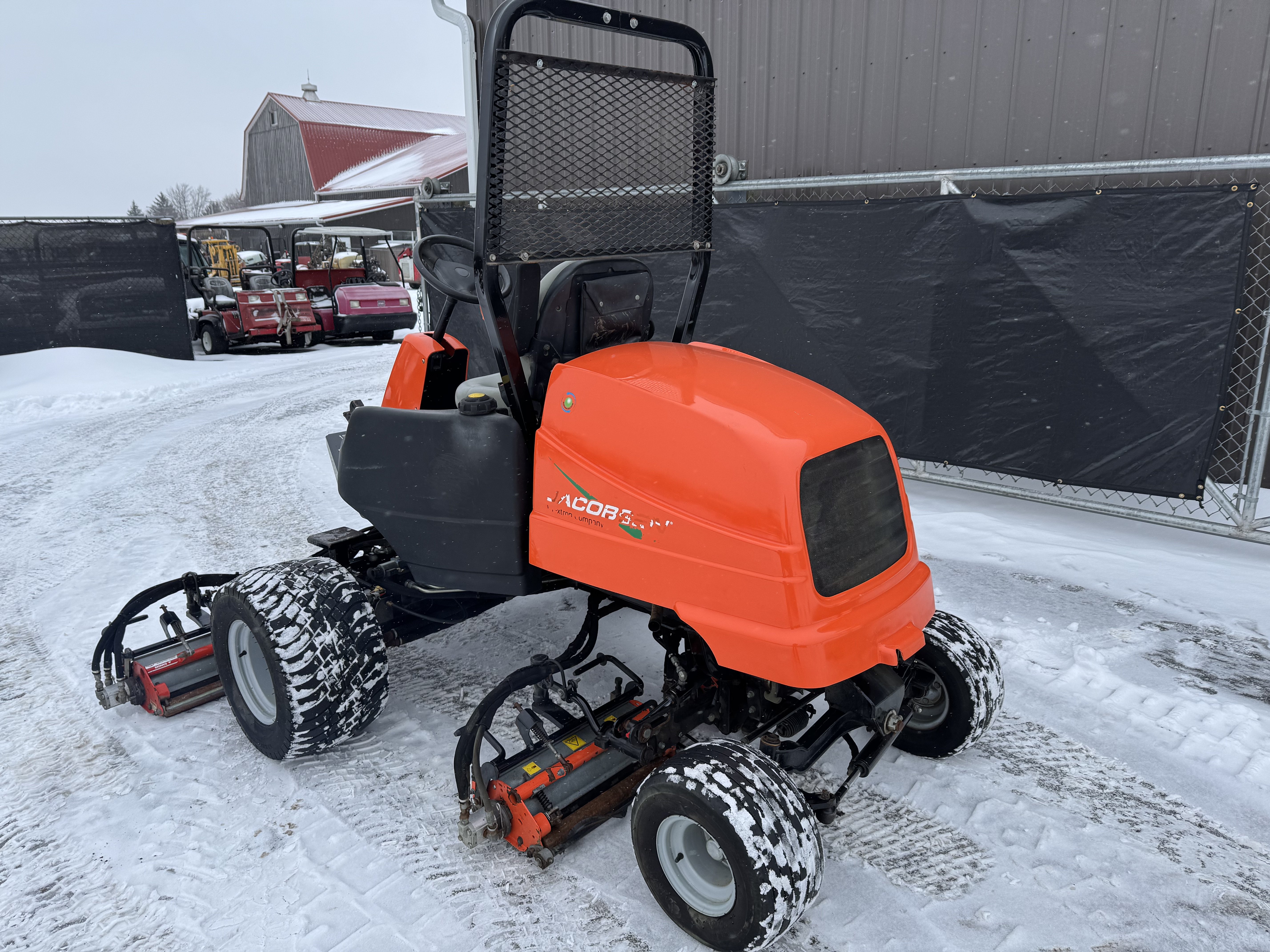 Jacobsen-LF-1880-2×4-Fairway-Mower-8.jpeg.f45337df42c281f01b4b1a8263564fdc.jpeg