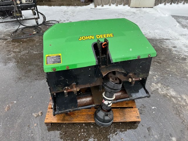 John-Deere-1000-areator-3.jpeg.cae1f4d0aa065bccba0f844668c77806.jpeg