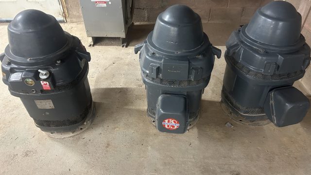 Pumps311-25.jpg.d404f0e37aa9a8a434b2a68ddba28c20.jpg