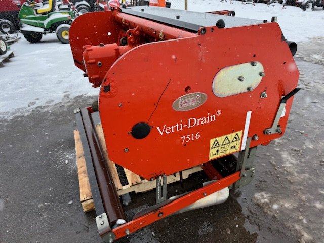 Redexim-Verti-Drain-7516-4.jpeg.295174fdf37b15cc8bc2aaac116b4bf6.jpeg