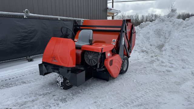 Smithco-Sweepstar-60D-Sweeper-1.jpeg.a2603669f98520df8be49ce95521cddd.jpeg
