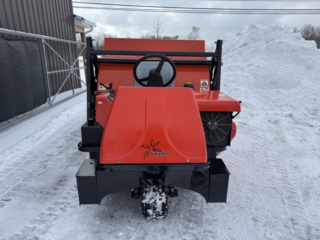 Smithco-Sweepstar-60D-Sweeper-2.jpeg.beacbda04e36cf6d5482961d594270da.jpeg