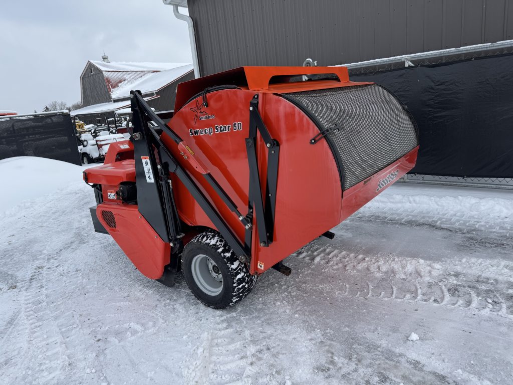 Smithco-Sweepstar-60D-Sweeper-5.jpeg.16536d010cbd214ad86deb0031204bec.jpeg