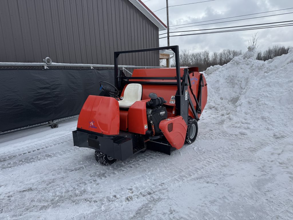 Smithco-Sweepstar-60G-1.jpeg.02b920c41d28732edfd59013f4097cf7.jpeg