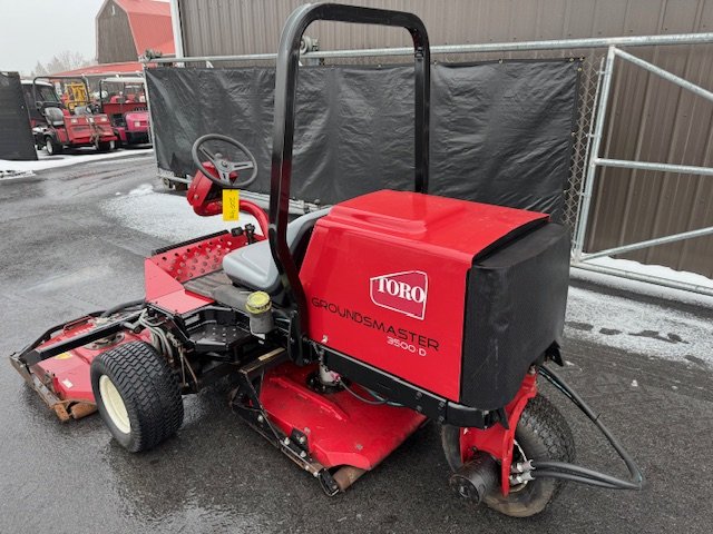 Toro-3500F-Groundsmaster-Rotary-Mower-4.jpeg.6ff6fb971b565bc25599796e4f26dee3.jpeg