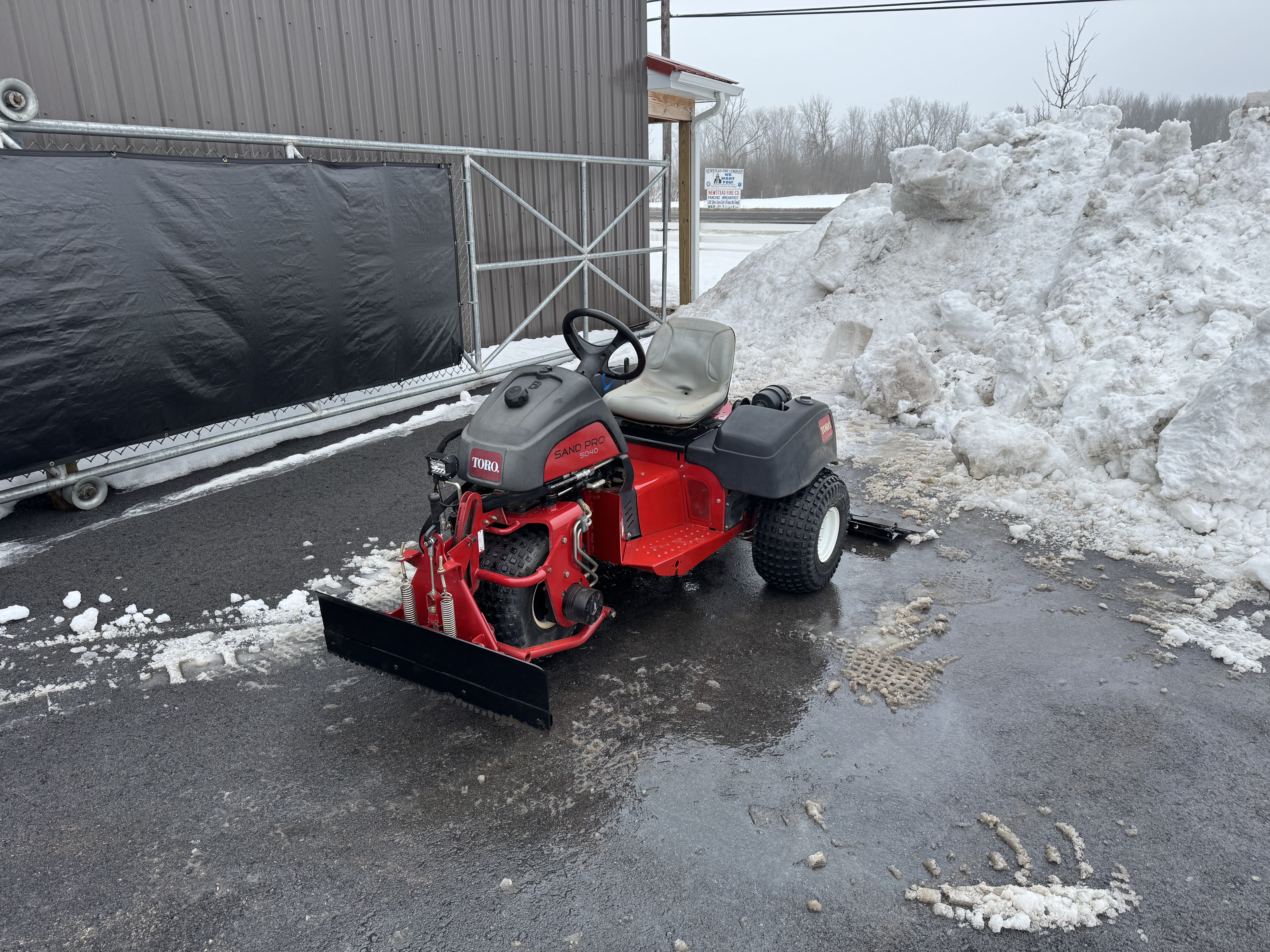 Toro-5040-3×3-Bunker-Rake-1.jpeg.144c926b86f12a0fbfe9c8db3ed86547.jpeg