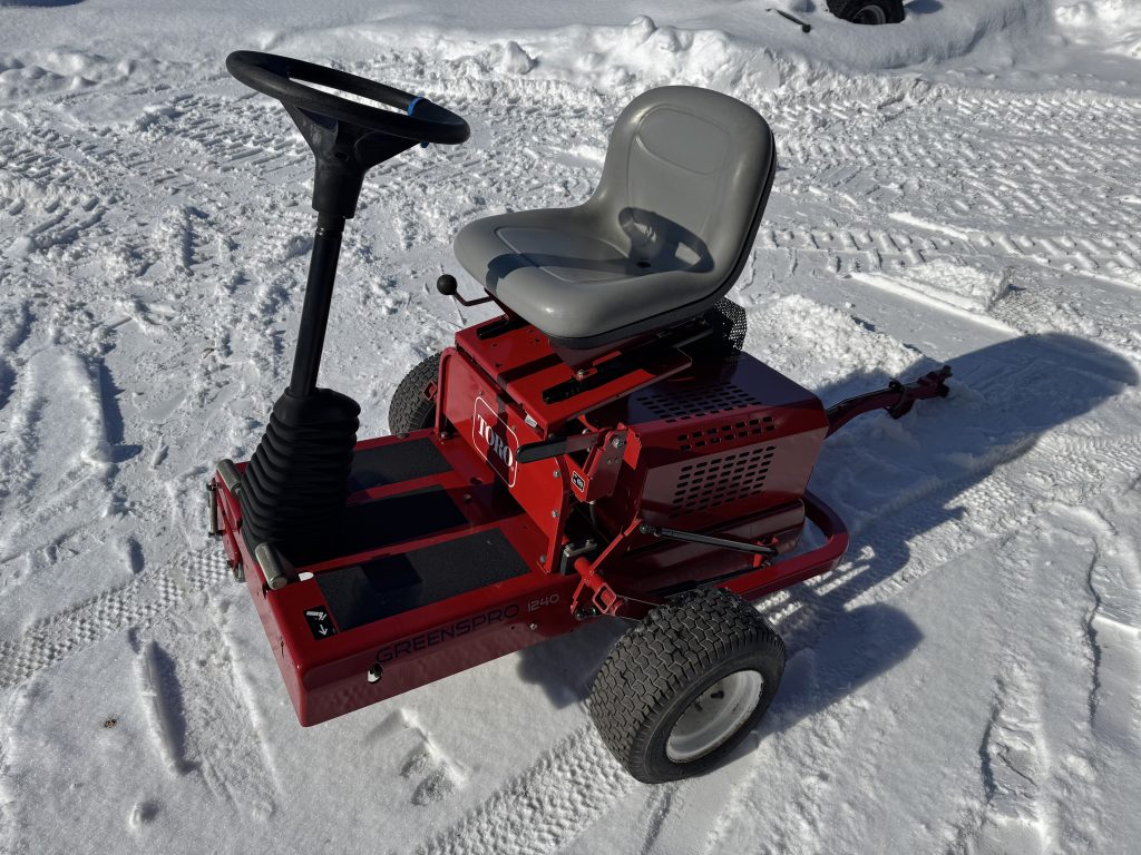 Toro-GreensPro-Greens-Roller-4.jpeg.f865cee2addce31604b993ec3284d273.jpeg