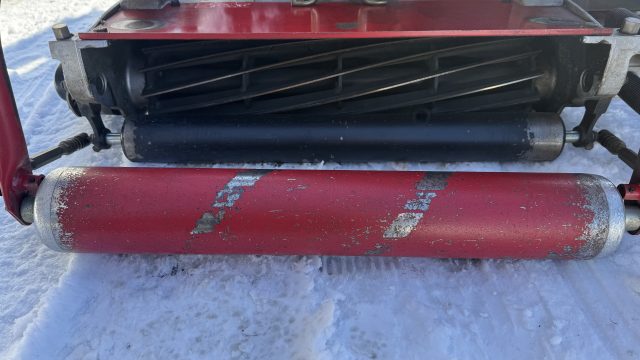 Toro-Greensmaster-3250D-3×3-Diesel-Engine-Greens-Mower-6.jpeg.383627ad536b48864f3d981c05c11be4.jpeg