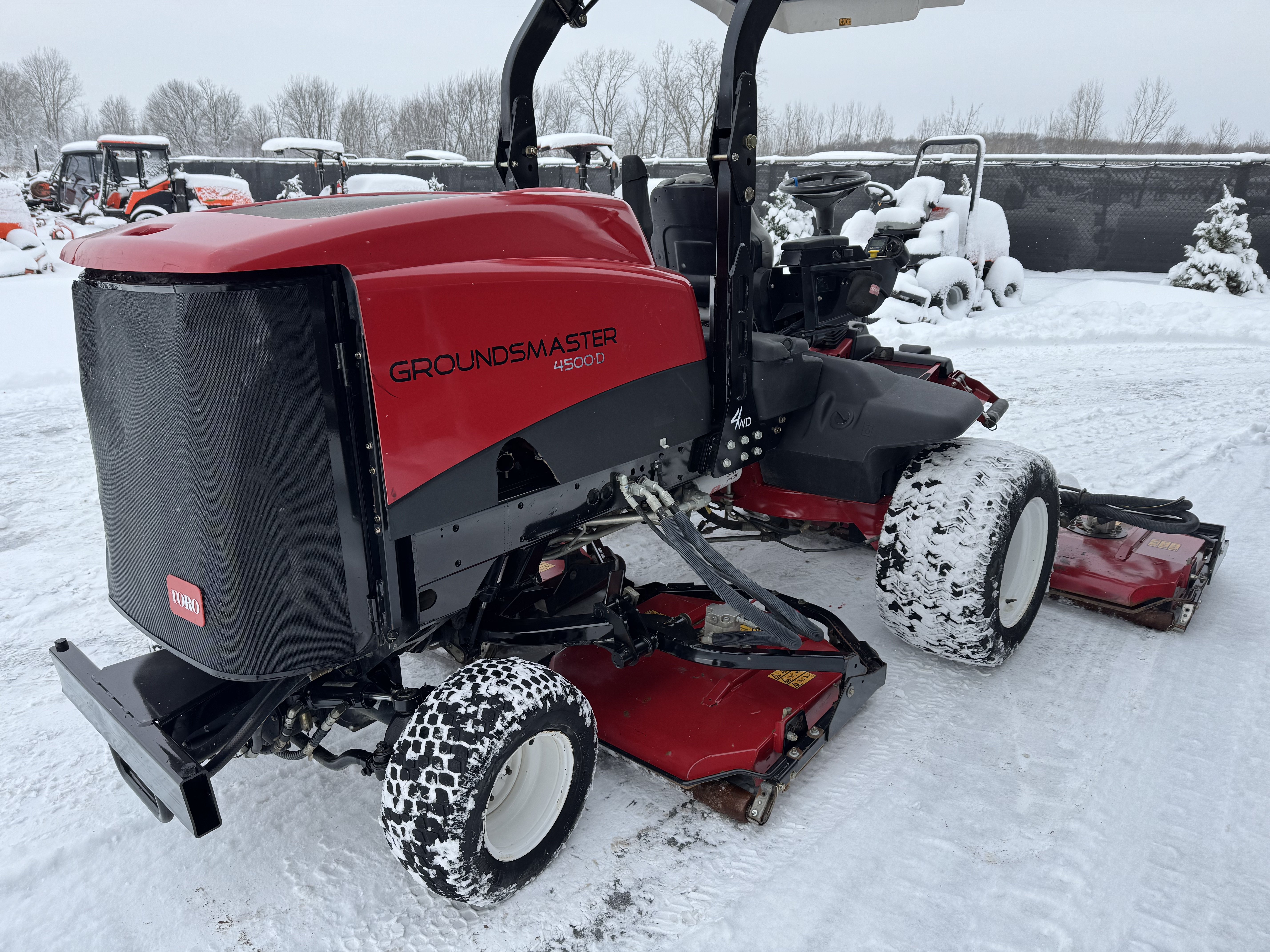 Toro-Groundsmaster-4500-Rotary-Mower-8.jpeg.7cbf252d3ca553a34211c0f5ca17b63f.jpeg