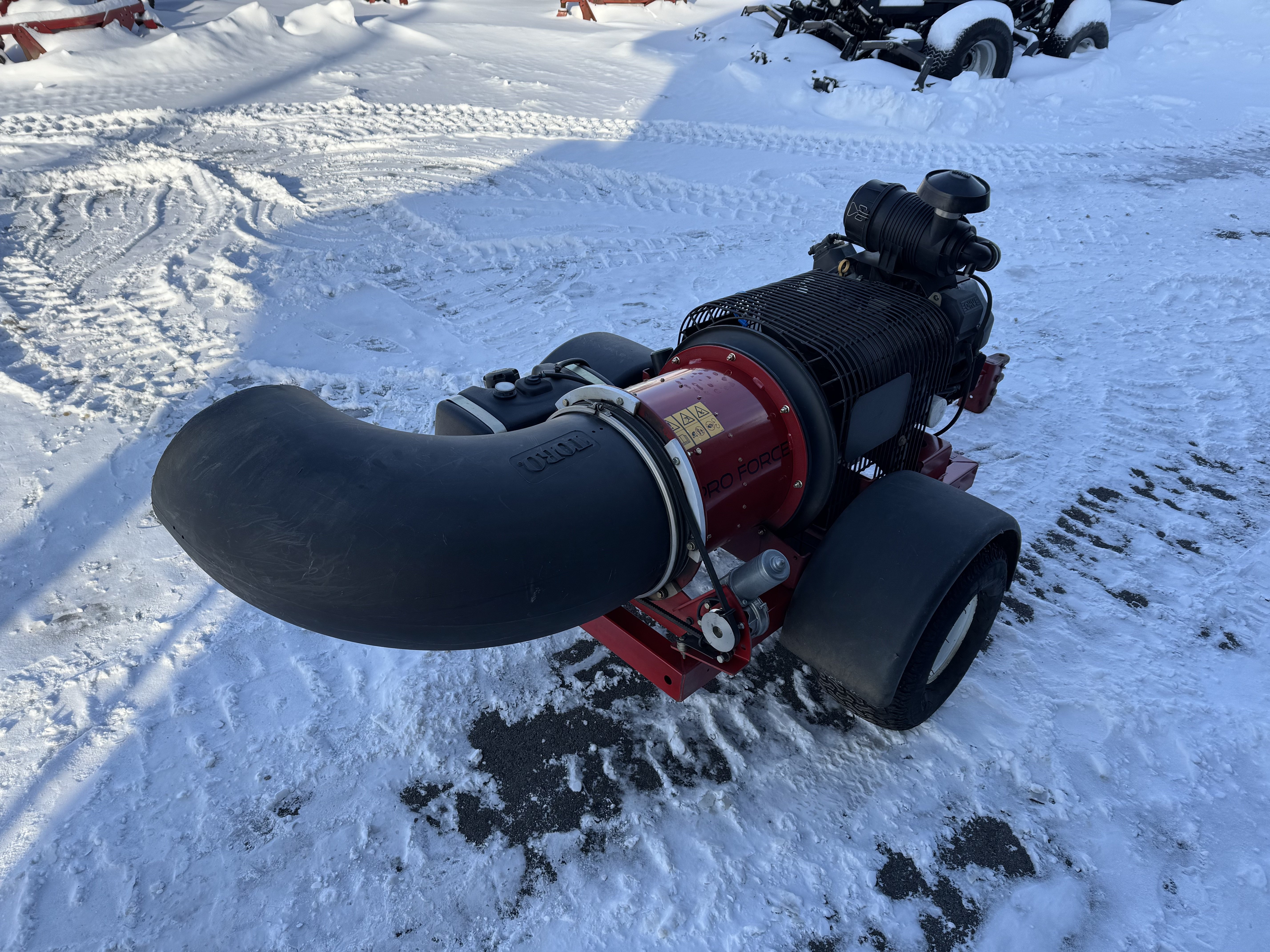 Toro-ProForce-Blower-5.jpeg.285ee3929dbfa298a22f2a03007c9f1c.jpeg