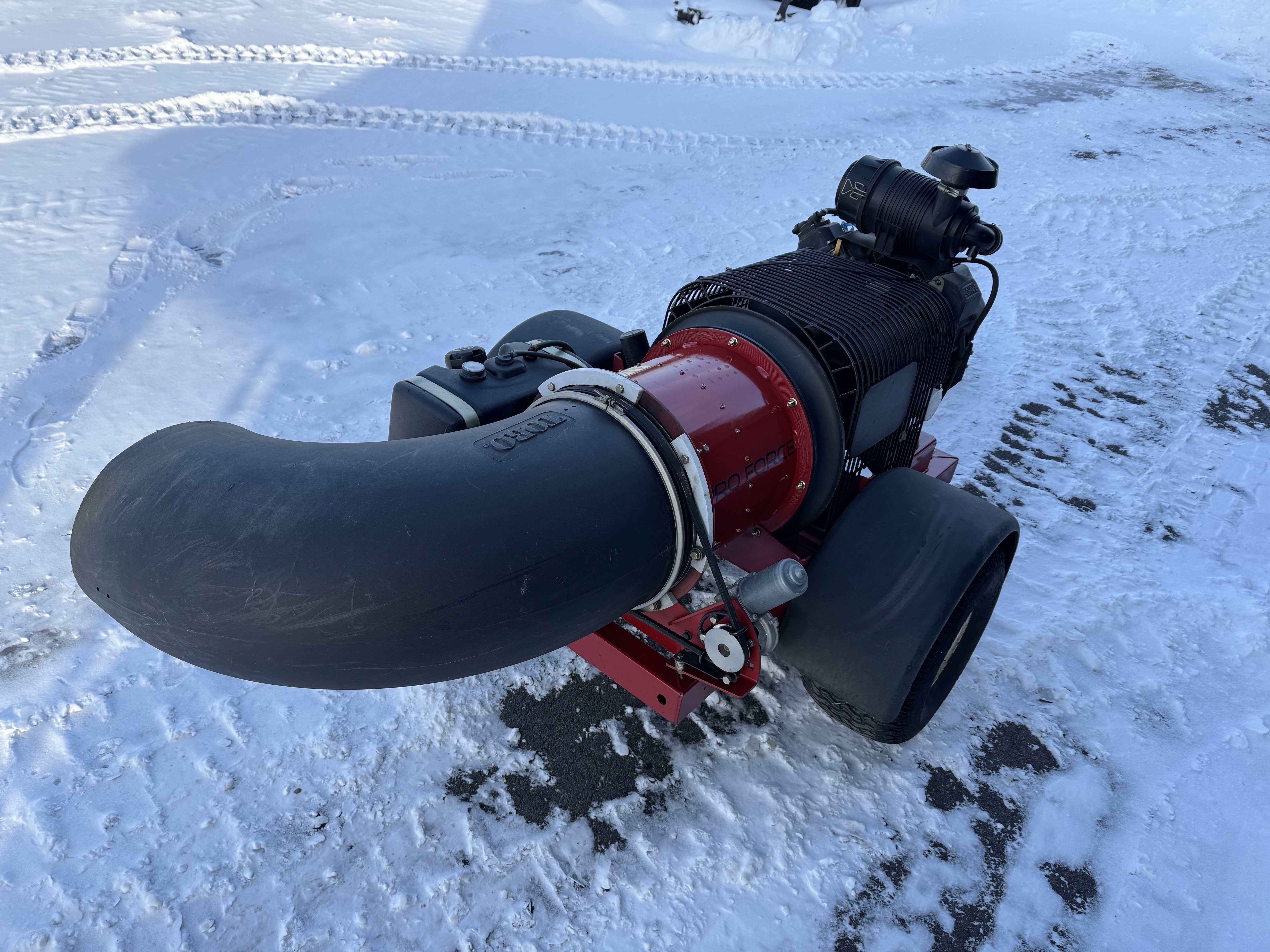 Toro-ProForce-Blower-5.jpeg.47dfa74d440eb860328d5dee5856c169.jpeg