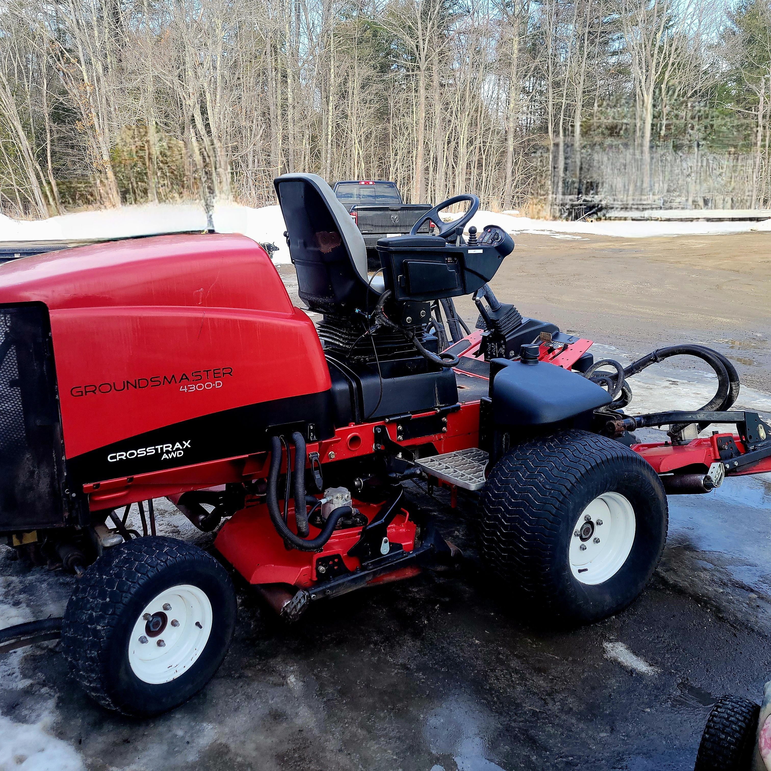 Toro4300D4.jpeg.6e2413004710f088b030112d9f06beda.jpeg