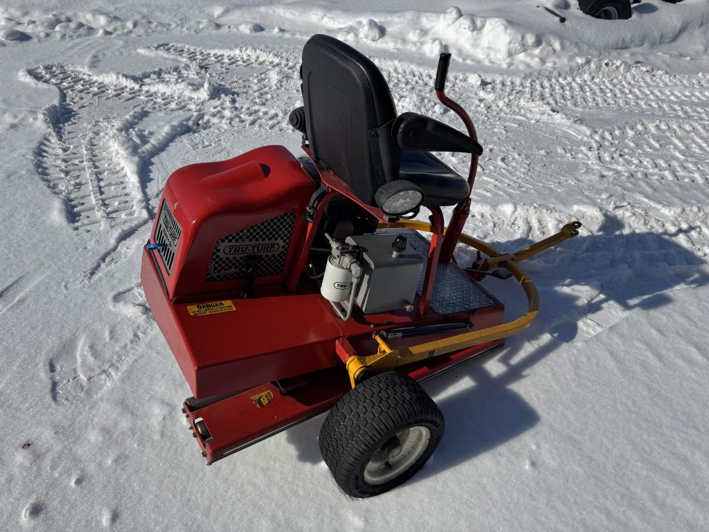 Tru-Turf-RS48-11D-Spiker-Greens-Roller-4.jpeg.e3b1067f9c9a281ed289f2d237612a69.jpeg