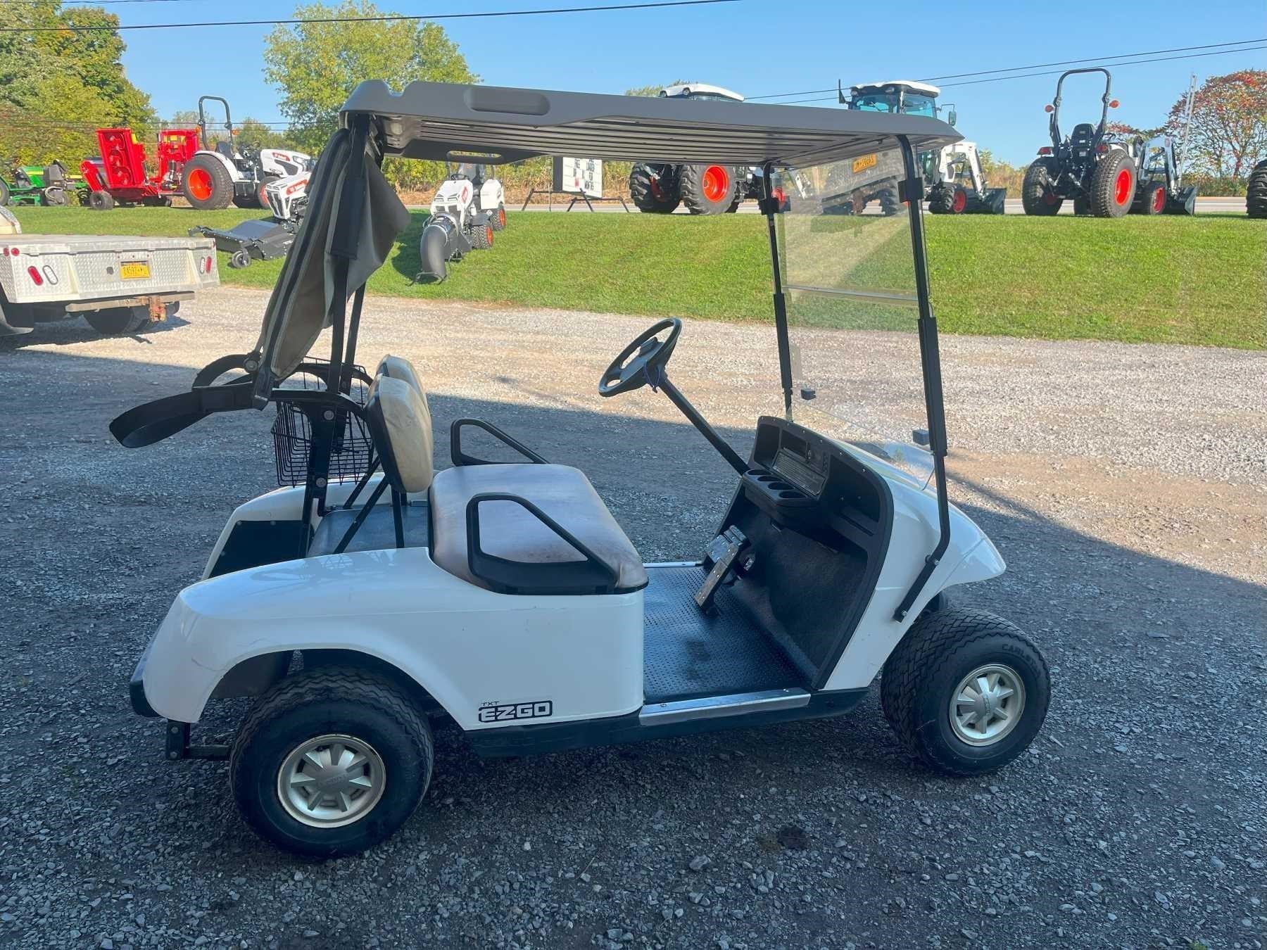 golfcart2.jpg.55d63499f1f5bbb4b18d872f0f8873f8.jpg
